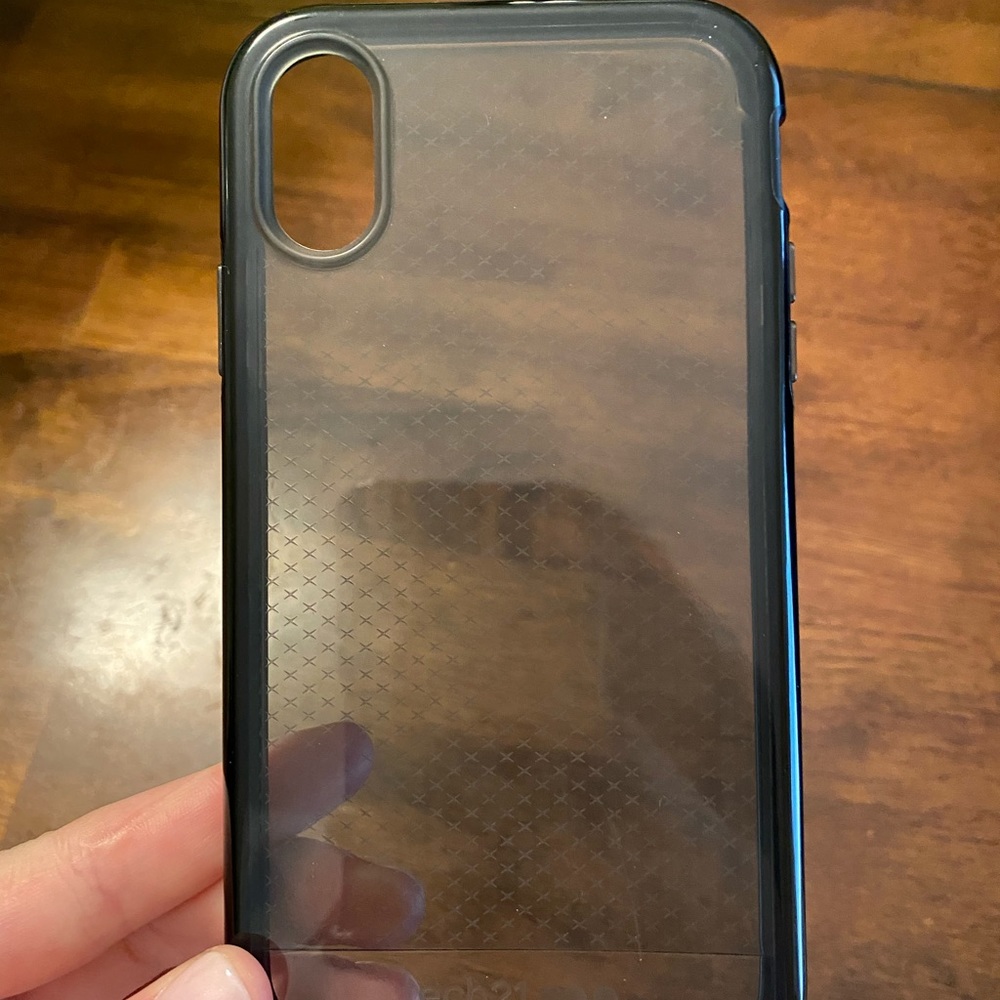 Tech 21 IPhone XR